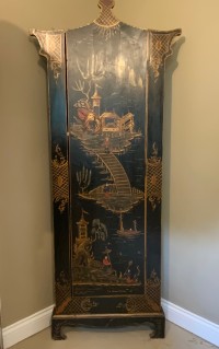 A chinoiserie decorated floor standing corner cabinet Image 1