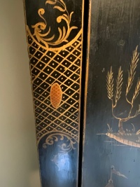 A chinoiserie decorated floor standing corner cabinet Image 7