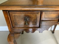 A George III oak lowboy Image 4