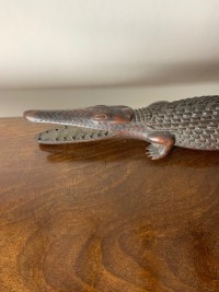 An oceanic art crocodile Image 7