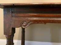 Early 17th century oak side table Image 3